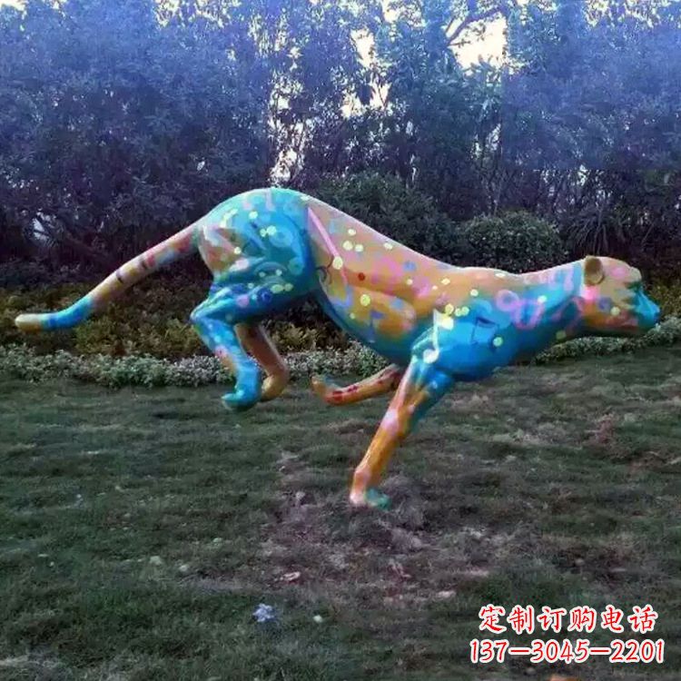 广州玻璃钢彩绘豹子雕塑艺术精美动物摆件