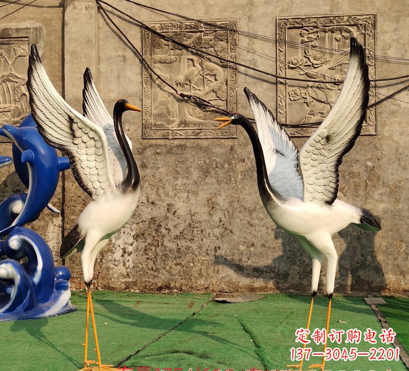 广州仙鹤雕塑玻璃钢的艺术之美