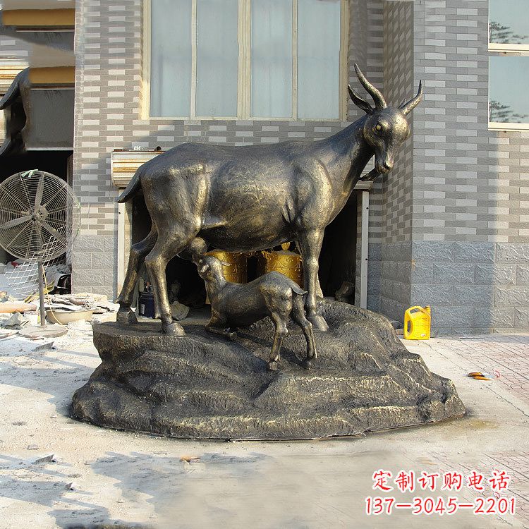 广州玻璃钢仿铜动物雕塑