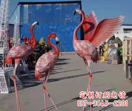 广州火烈鸟雕塑以玻璃钢创造精美的景观雕塑