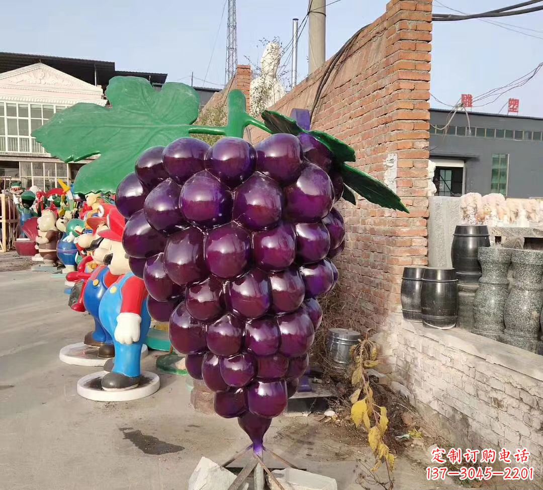 广州仿真玻璃钢葡萄雕塑
