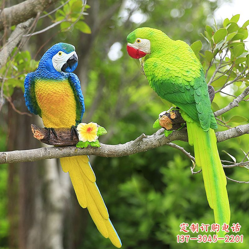 广州精美玻璃钢鹦鹉雕塑,点缀公园美景
