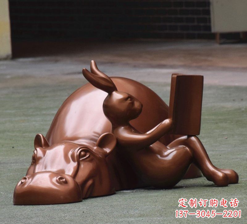 广州玻璃钢河马雕塑——给环境添彩