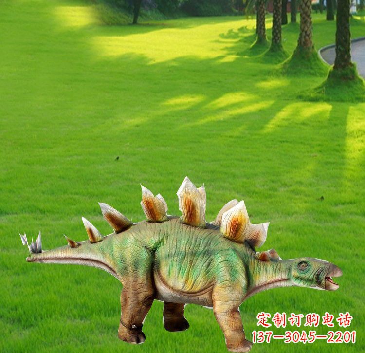 广州仿真恐龙雕塑玻璃钢棘背龙