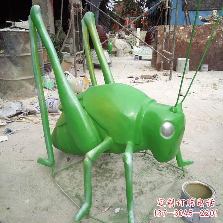 广州玻璃钢蝗虫雕塑精美的艺术造型