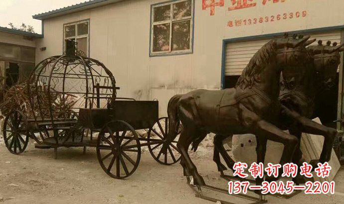 广州玻璃钢欧式马车雕塑精美艺术品