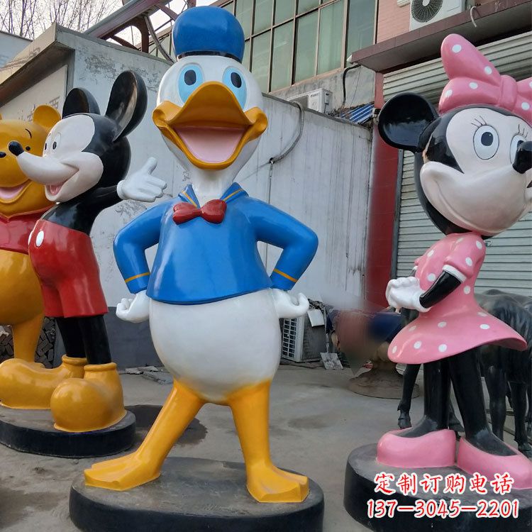 广州玻璃钢老鼠雕塑