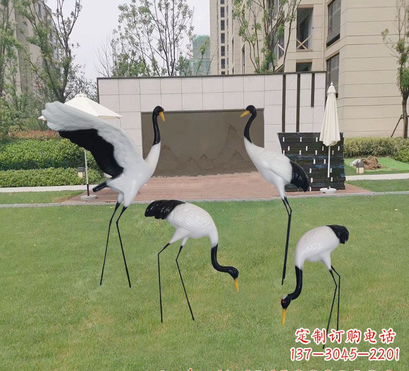 广州精美玻璃钢仙鹤雕塑