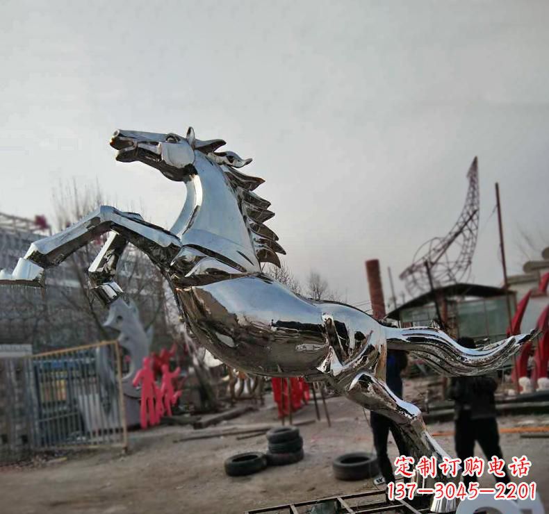 广州不锈钢奔跑马雕塑驰骋在人间的艺术精灵
