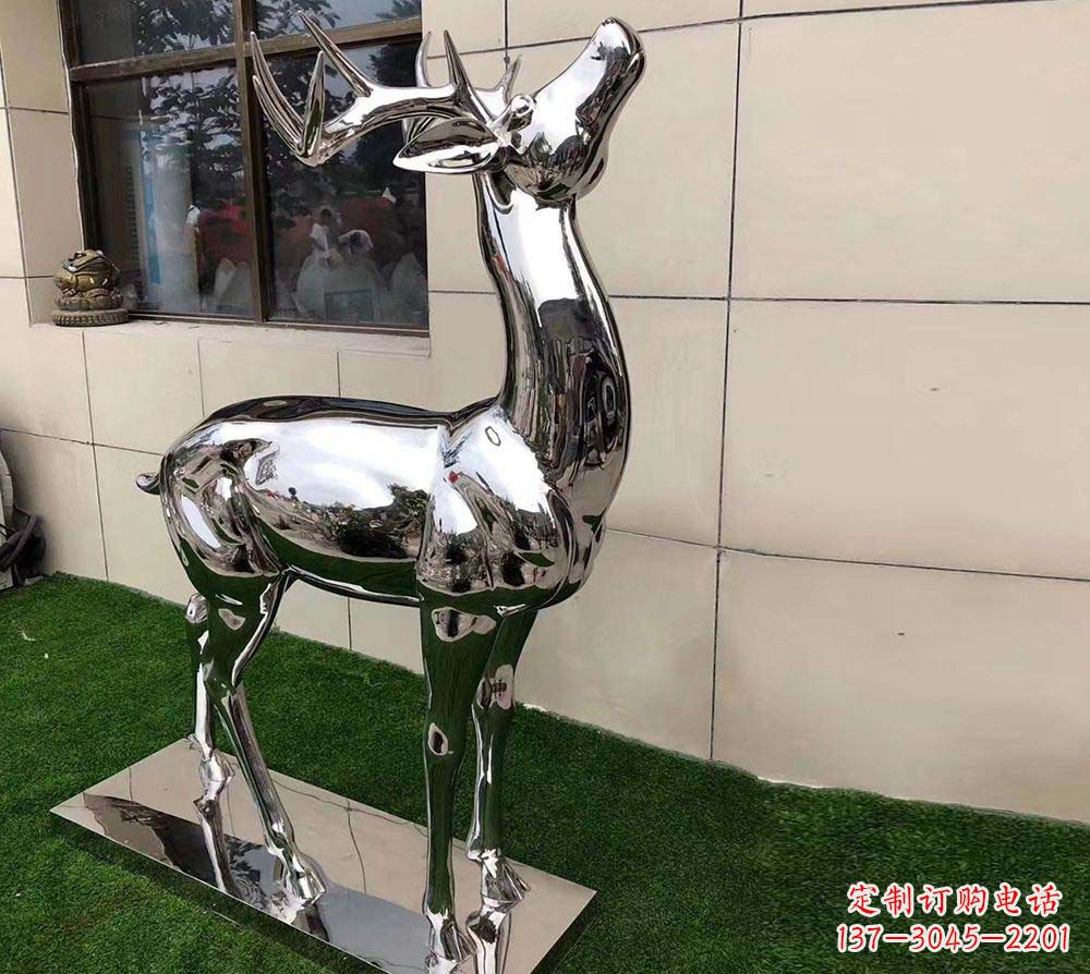 广州不锈钢别墅镜面小鹿雕塑