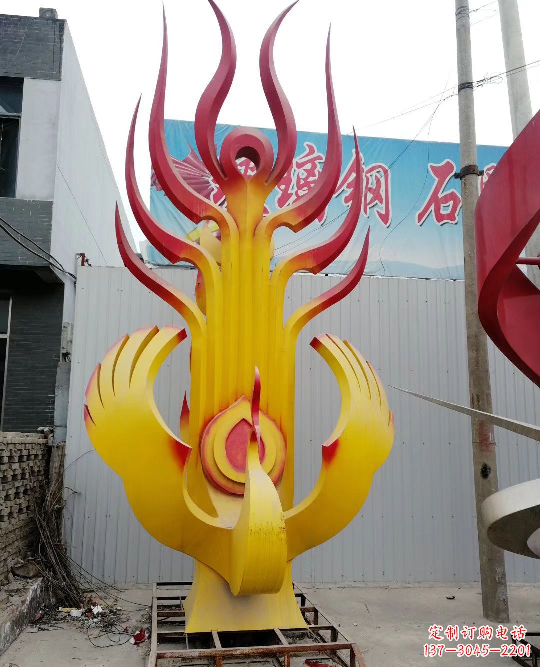 广州不锈钢彩色凤凰雕塑美丽的象征
