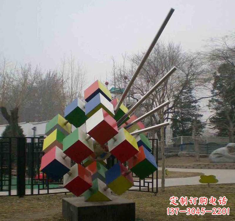 广州不锈钢彩色魔方雕塑艺术与智慧的结合