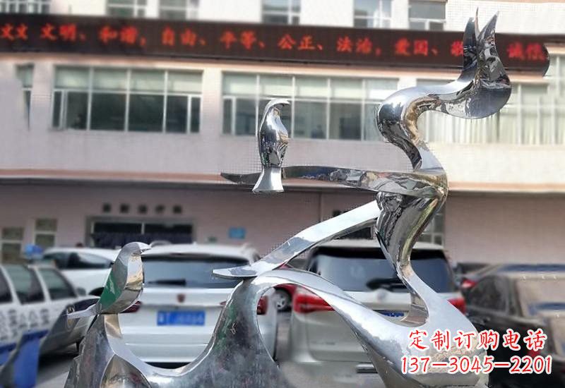 广州表达和平的不锈钢鸽子雕塑
