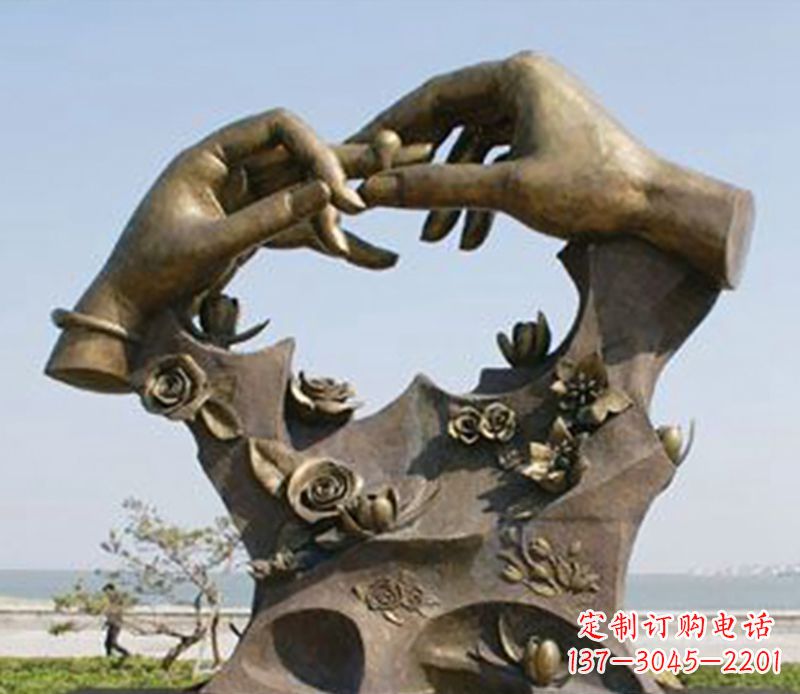广州不锈钢戒指雕塑表达爱的艺术精品