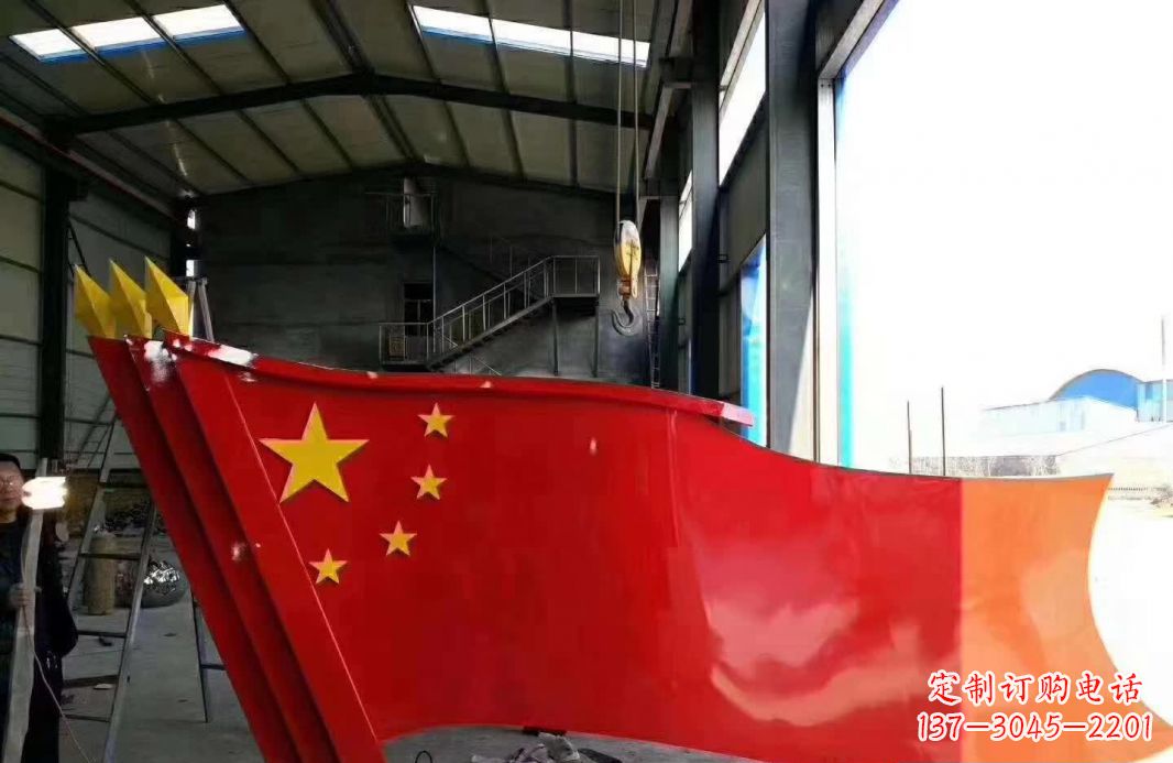 广州不锈钢党旗雕塑象征着中国共产党的伟大