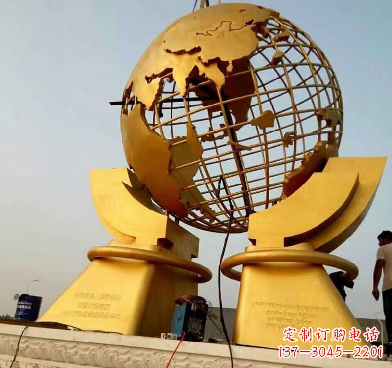 广州不锈钢地球仪镂空雕塑以艺术展示地球的美
