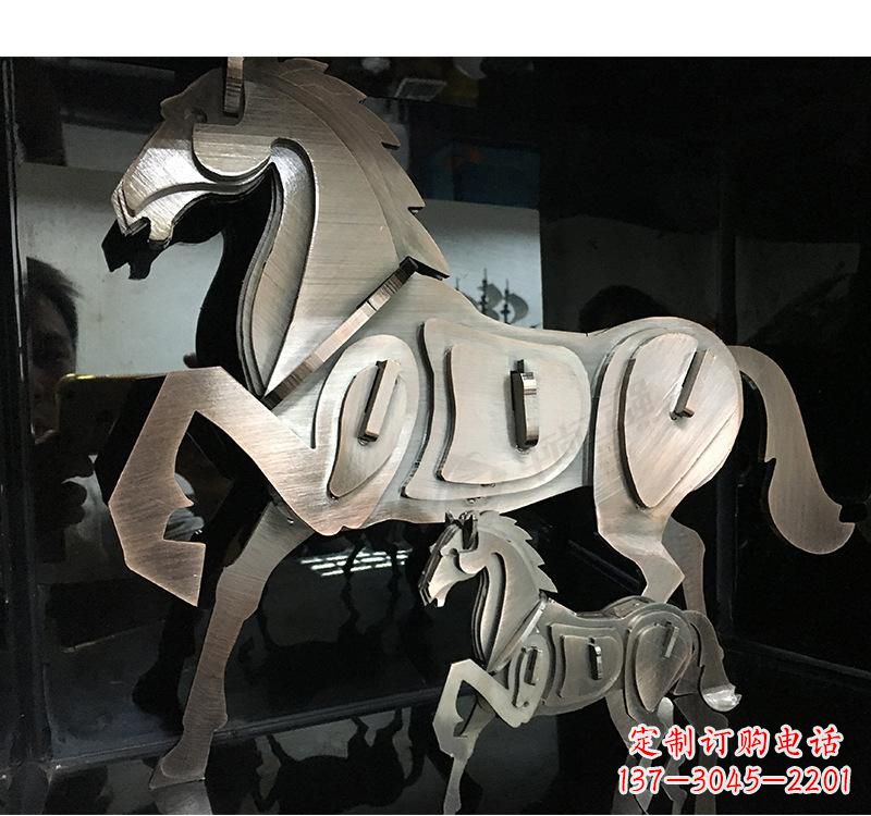 广州不锈钢动物马雕塑艺术精美动人