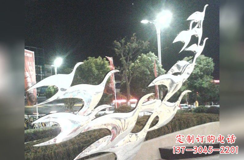 广州不锈钢大雁雕塑一种高雅的艺术美学