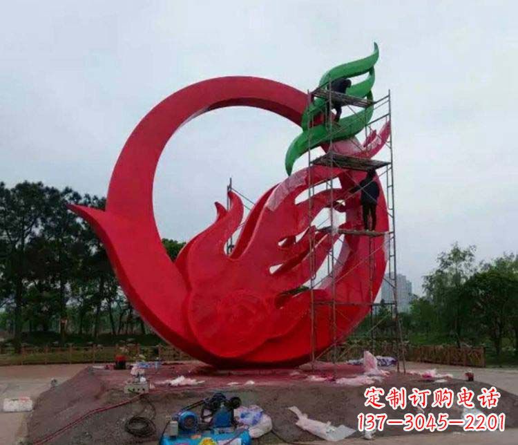 广州不锈钢凤凰雕塑精美而又神秘