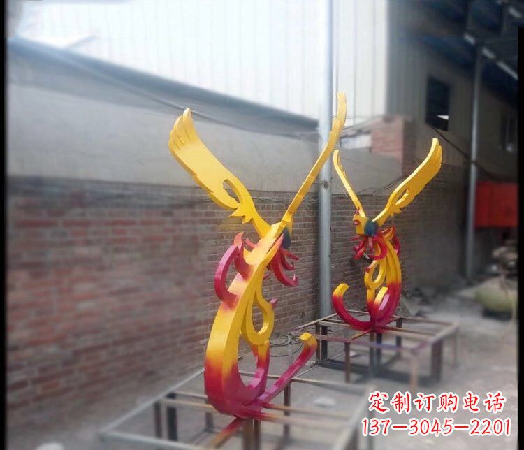 广州凤凰雕塑美化公园景观