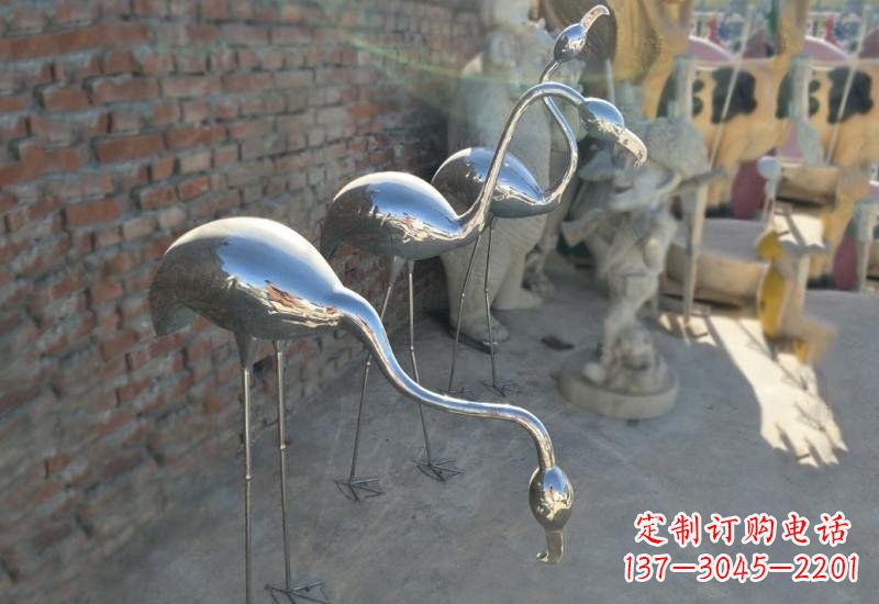 广州不锈钢火烈鸟雕塑灿烂耀眼的艺术之作