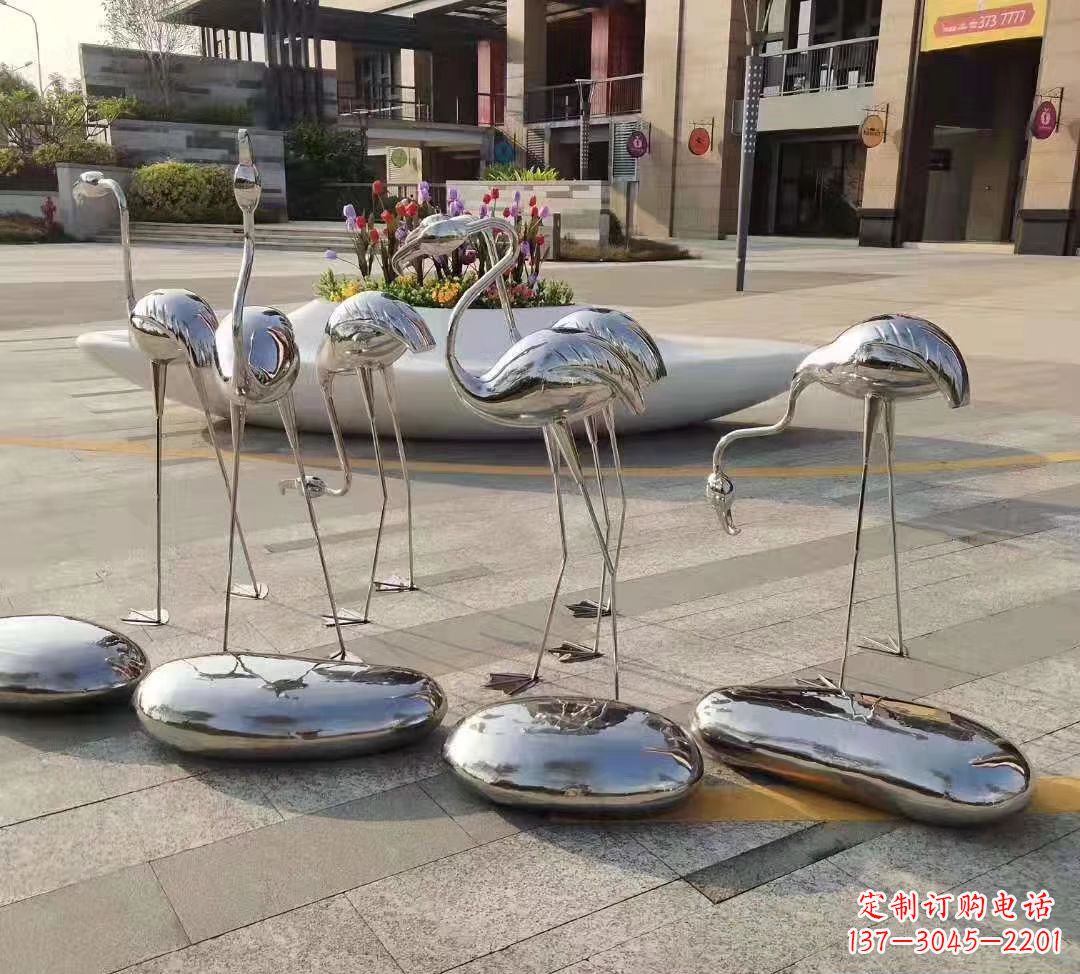 广州鹅卵石雕塑不锈钢公园的美丽礼物