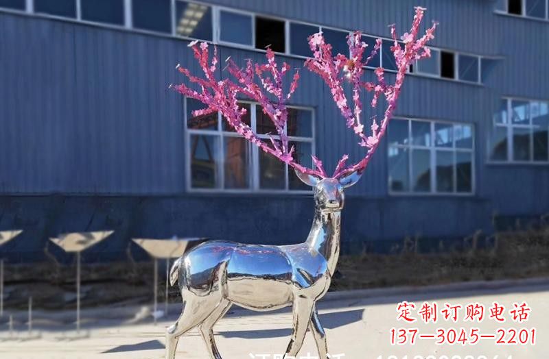 广州梅花鹿雕塑不锈钢公园的美丽礼物