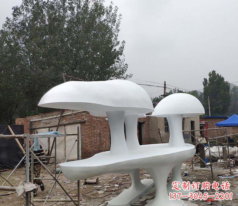 广州不锈钢蘑菇雕塑——美丽的艺术礼物