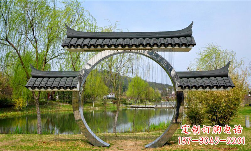 广州不锈钢公园月亮门雕塑传承中华文化