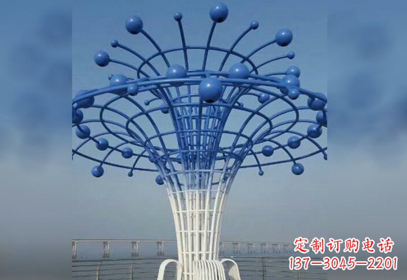 广州不锈钢广场上的喷泉雕塑