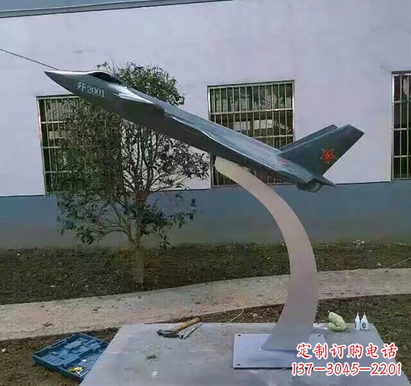 广州不锈钢飞机雕塑——极致精美的艺术品
