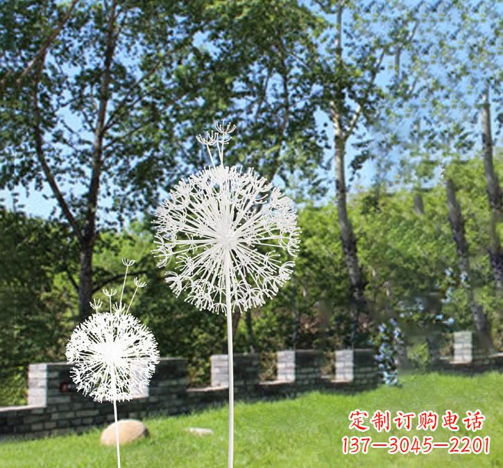 广州不锈钢广场上的蒲公英雕塑