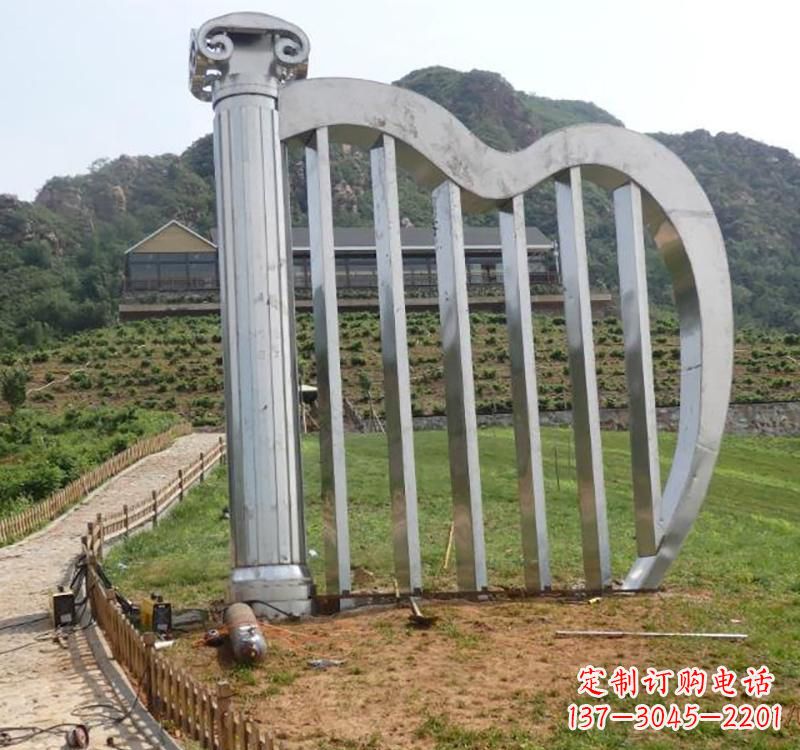 广州不锈钢竖琴雕塑——雕塑艺术的精粹