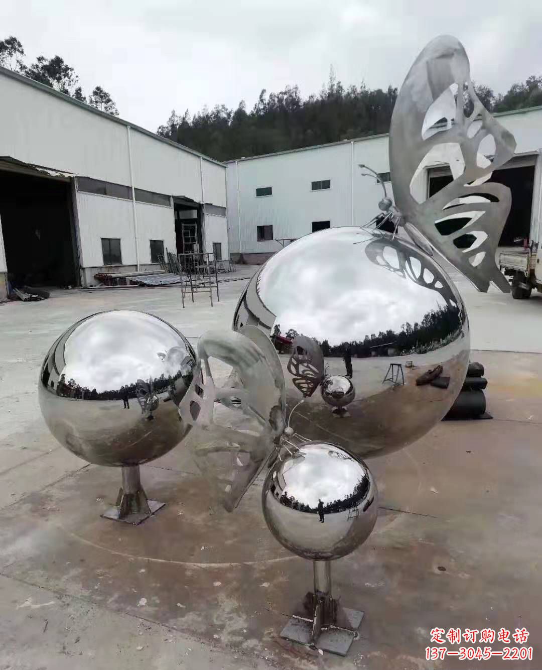 广州不锈钢蝴蝶雕塑美丽而迷人