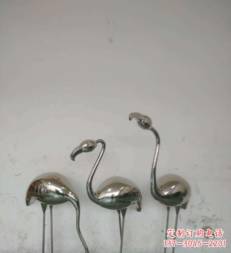 广州不锈钢火烈鸟雕塑把自然之美带入公园