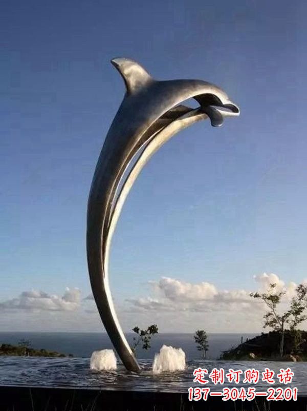 广州不锈钢海豚雕塑让游客流连忘返