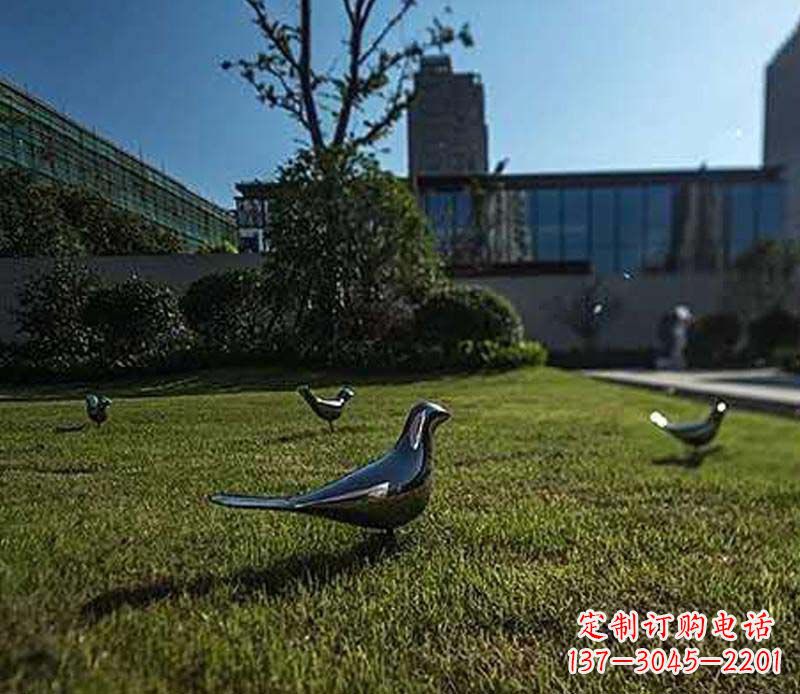 广州不锈钢镜面鸽子雕塑象征和平与美丽