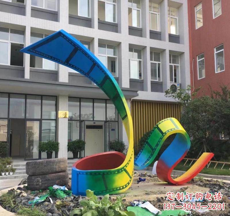 广州不锈钢烤漆艺术胶卷雕塑——缔造艺术精品