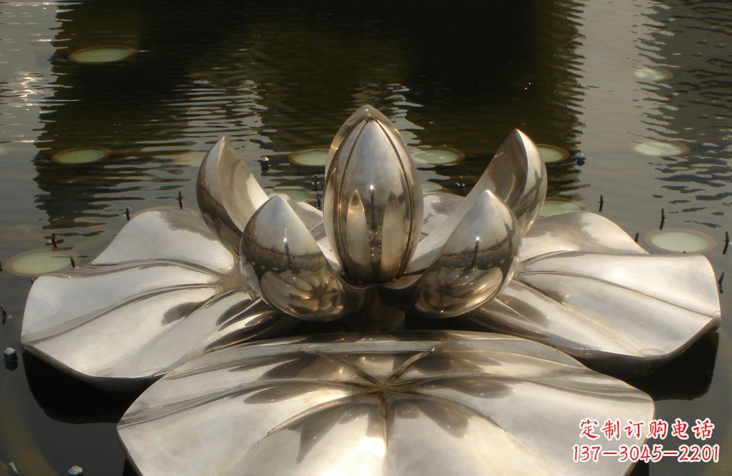广州不锈钢莲花雕塑绚丽多彩的艺术之美