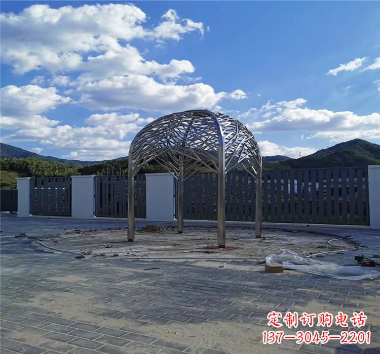 广州不锈钢凉亭雕塑美丽的艺术之作