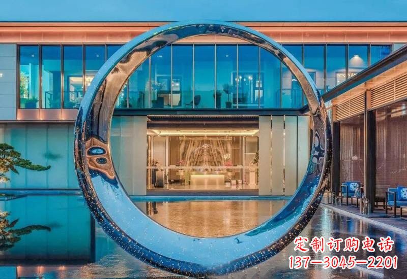 广州不锈钢镂空灯光圆环雕塑
