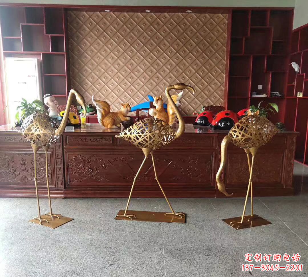 广州不锈钢火烈鸟雕塑——熠熠生辉