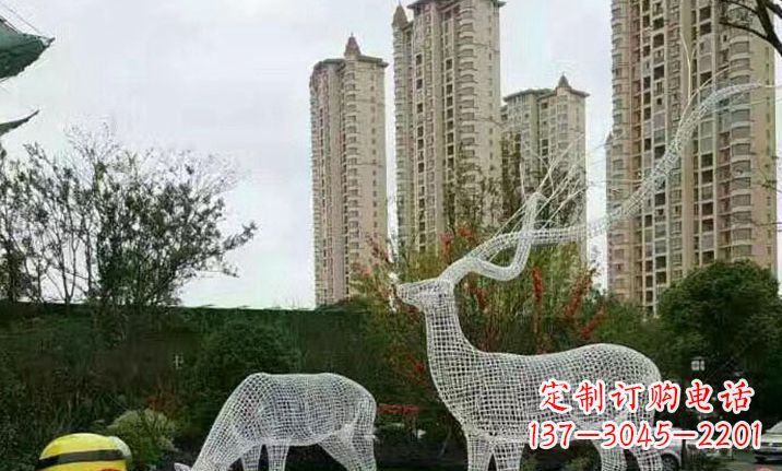 广州不锈钢镂空鹿雕塑精美纯粹的艺术之作