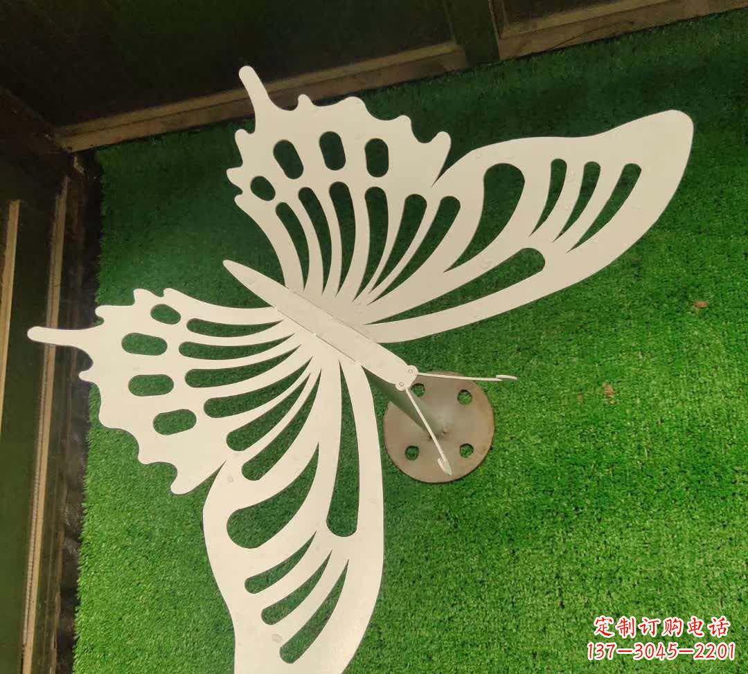 广州不锈钢镂空蝴蝶雕塑灵动翩跹
