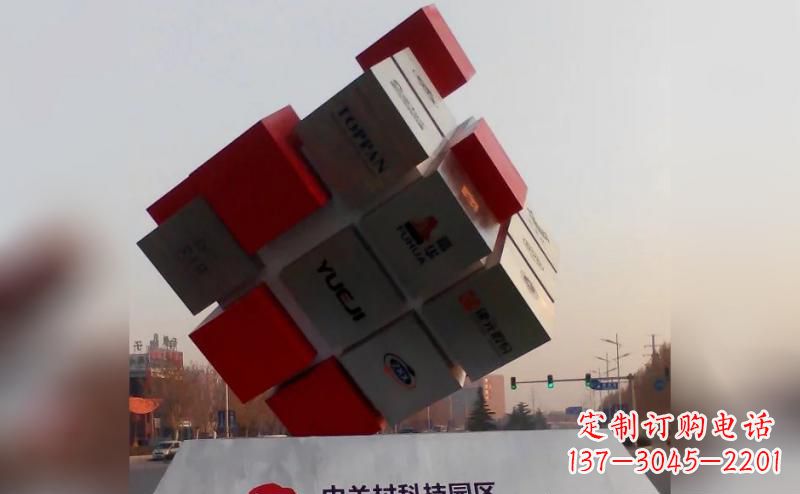 广州不锈钢魔方雕塑艺术精灵的精彩表现