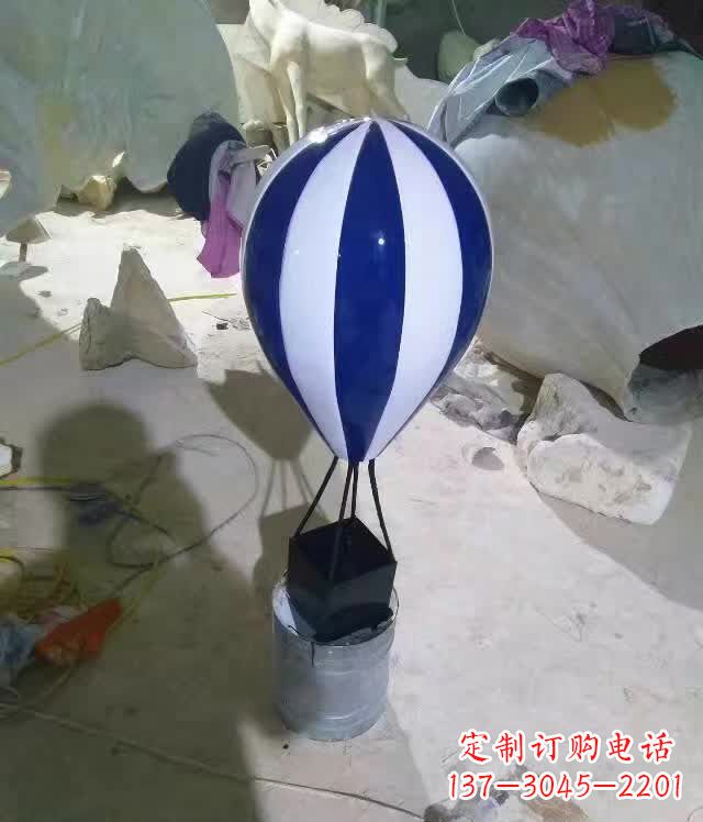 广州气球雕塑精美外形、绚丽色彩