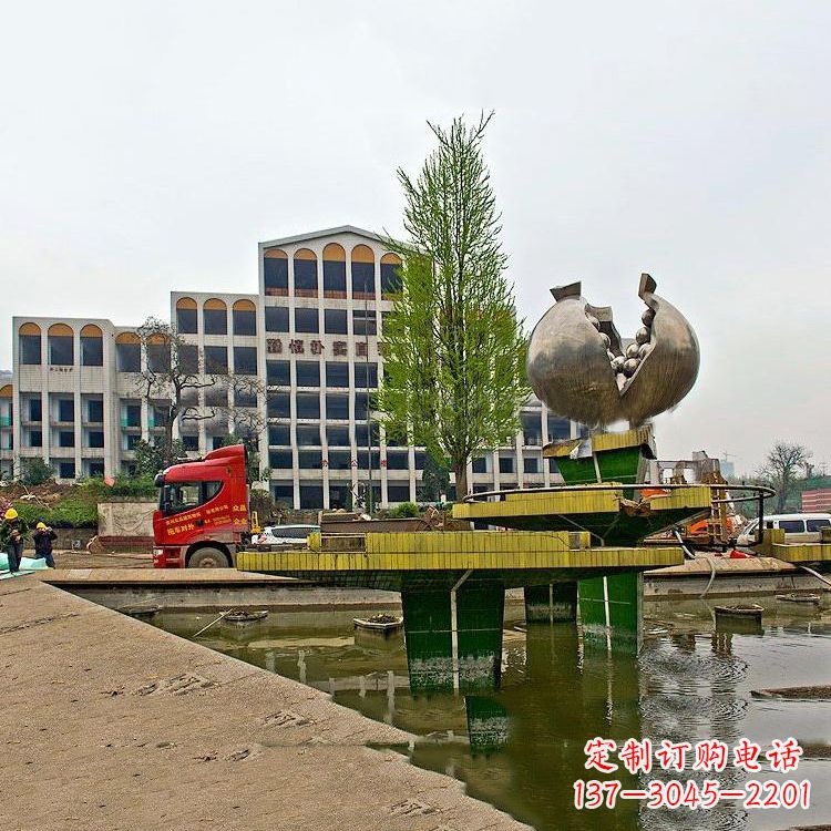 广州不锈钢石榴景观雕塑美丽的艺术之旅