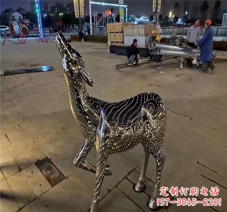 广州时尚优雅的不锈钢小鹿雕塑