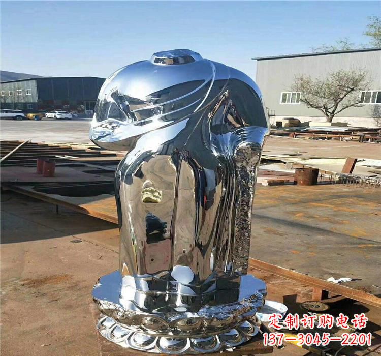 广州太湖石雕塑精美的艺术之作