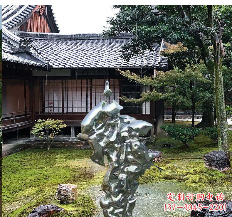 广州太湖石雕塑艺术与美感的完美结合